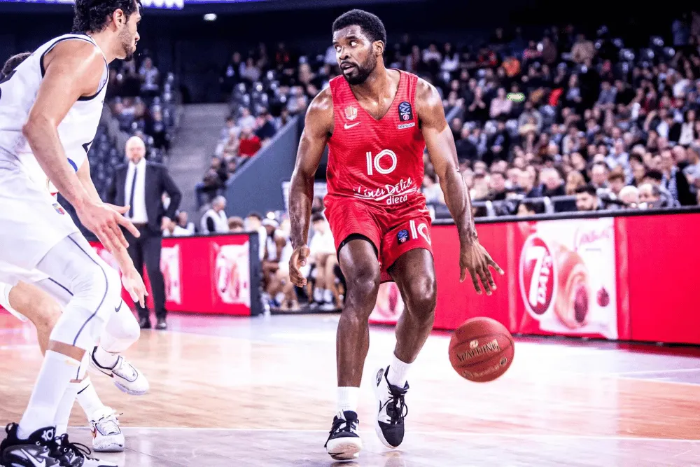 Eurocup : Bourg s’en sort en Roumanie et reprend la tête de son groupe