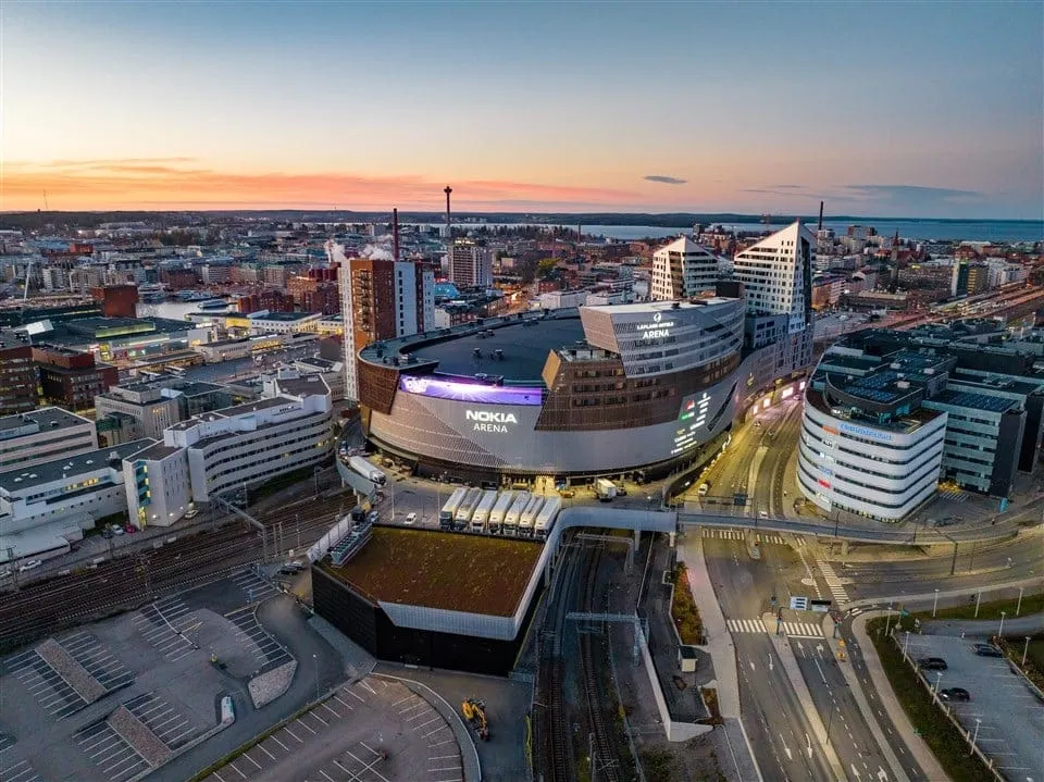 Tampere parmi les villes hôtes de l'EuroBasket 2025