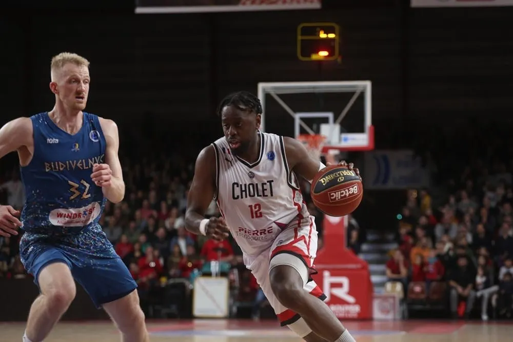 Finale aller FIBA Europe Cup : Pour les entraîneurs polonais, "l'équipe française est composée de joueurs vraiment talentueux"