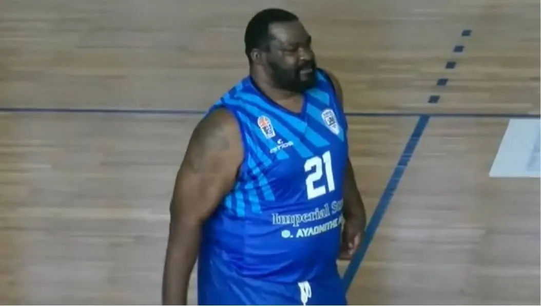 Vidéo : Le retour au basket de Big Big Sofo Schortanitis