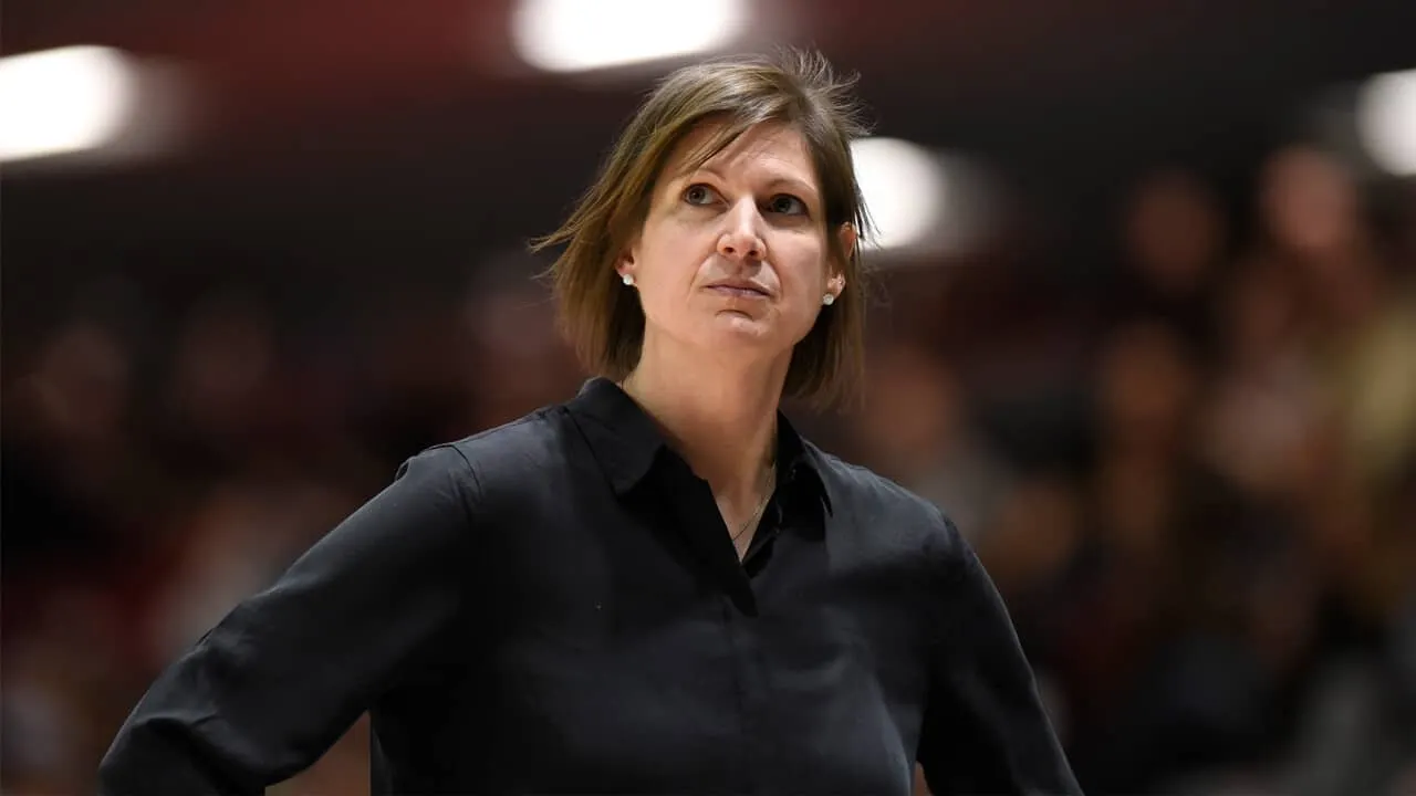 Féminines : La Canadienne Lisa Thomaidis sera la coach de l'Allemagne à l'EuroBasket