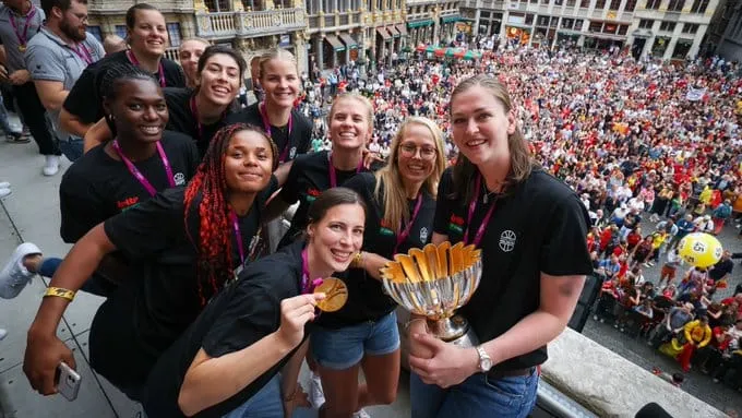 Les Belges championnes d'Europe fêtées sur la Grand-Place de Bruxelles