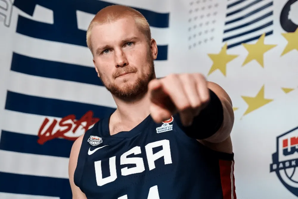 Coupe du monde : La belle histoire d'Eric Mika, un ancien de la JL Bourg intégré à la Select Team USA