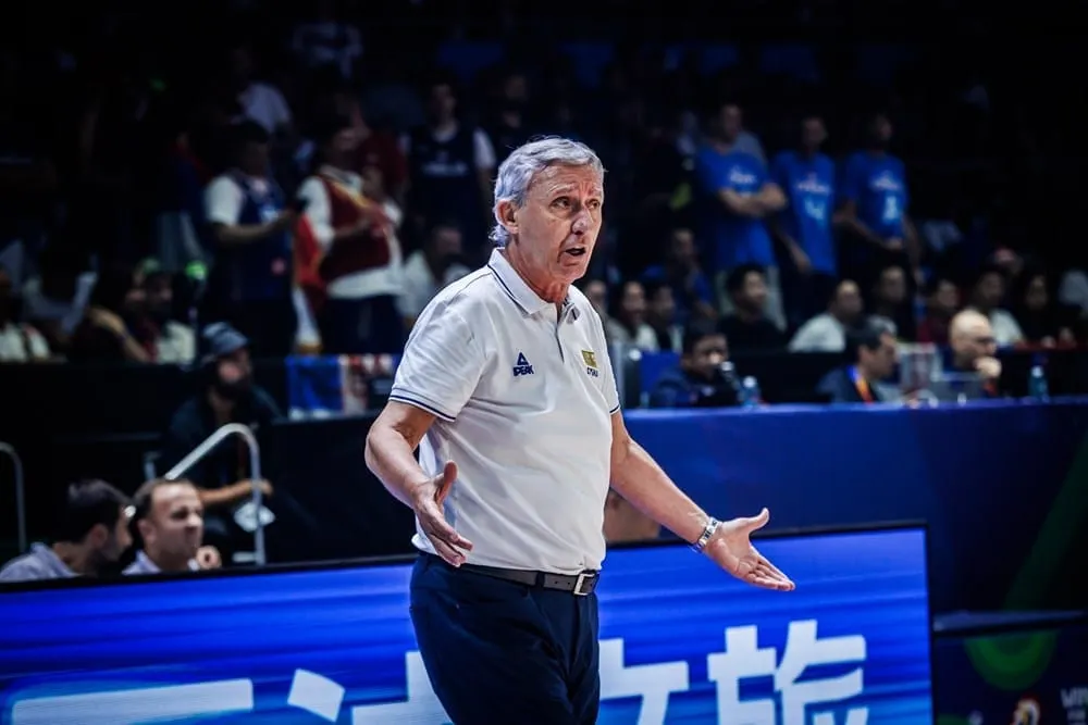 Coupe du monde : Le coach du Canada admirateur de celui de la Serbie