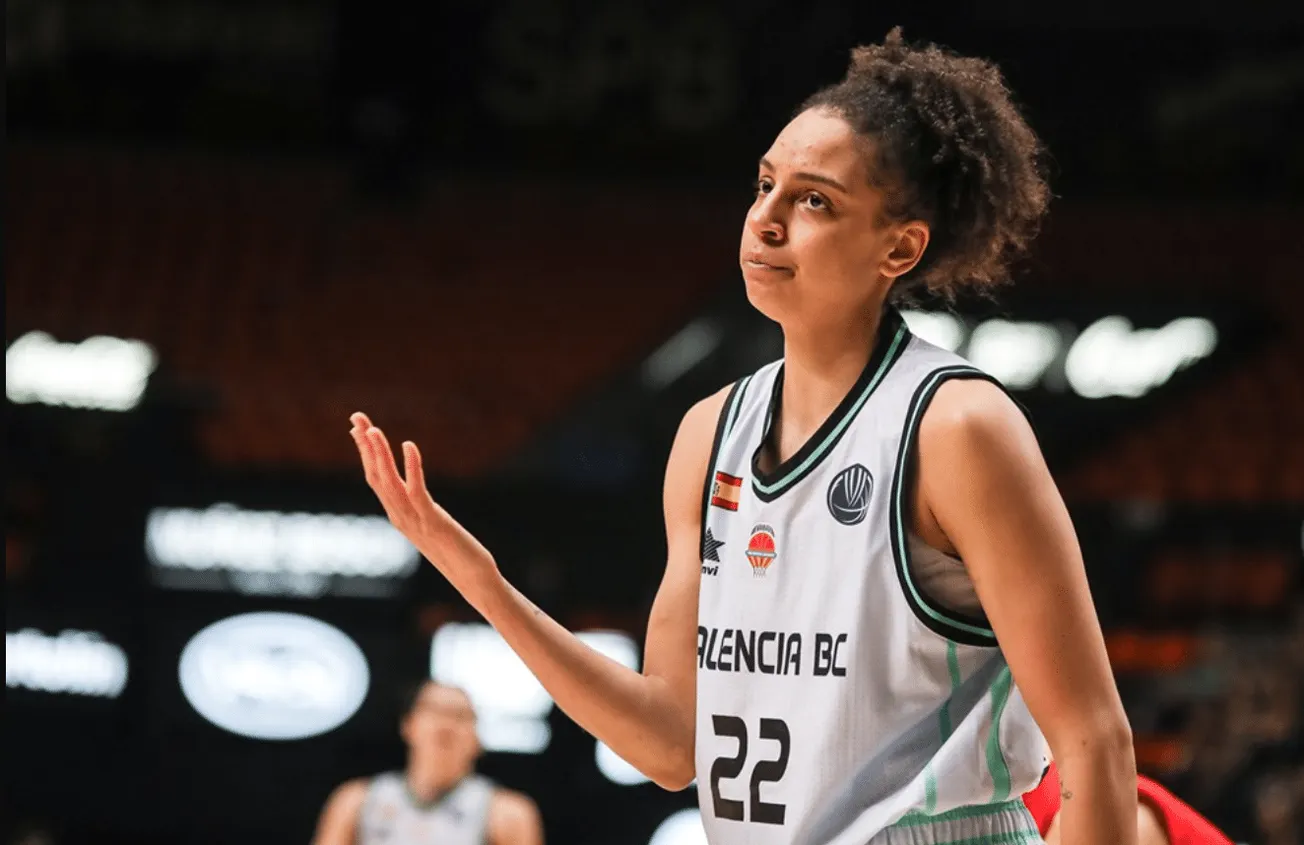L'intérieure américaine Cierra Burdick renforce Basket Landes