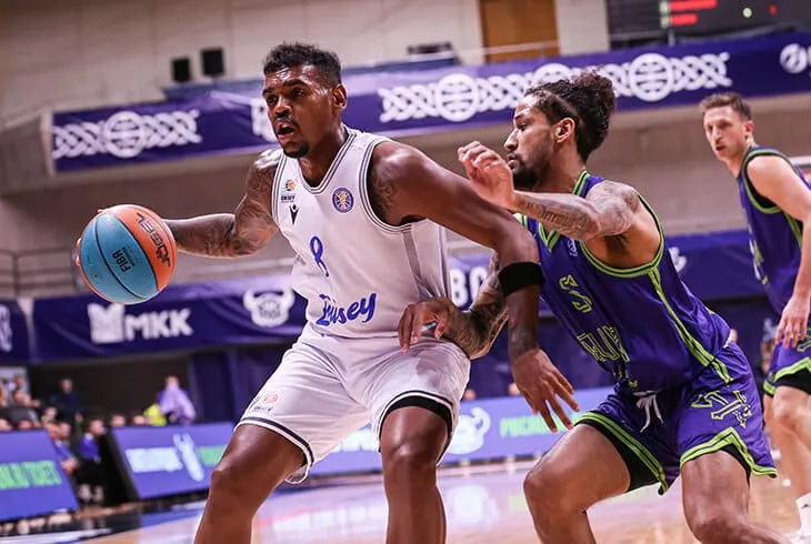 Meilleur marqueur de la VTB League, le Canadien Xavier Ratan-Mays rêve des Jeux Olympiques