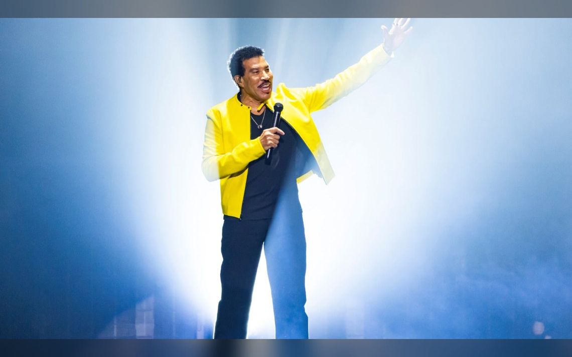 Lionel Richie Hospitalized After St. Louis Concert