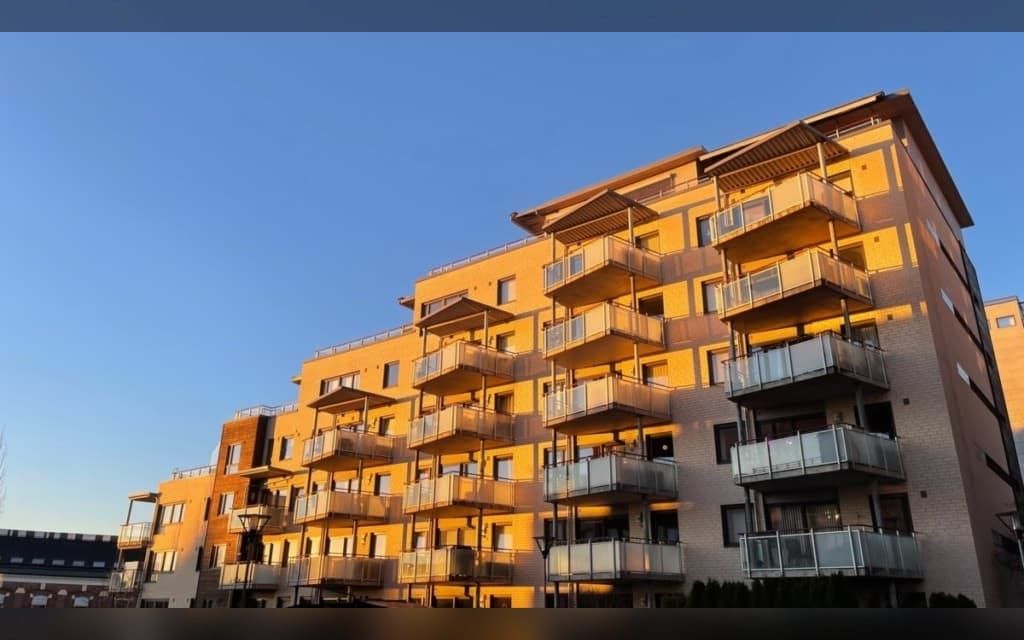 First Apartment Checklist: What to Buy First to Complete Your Home