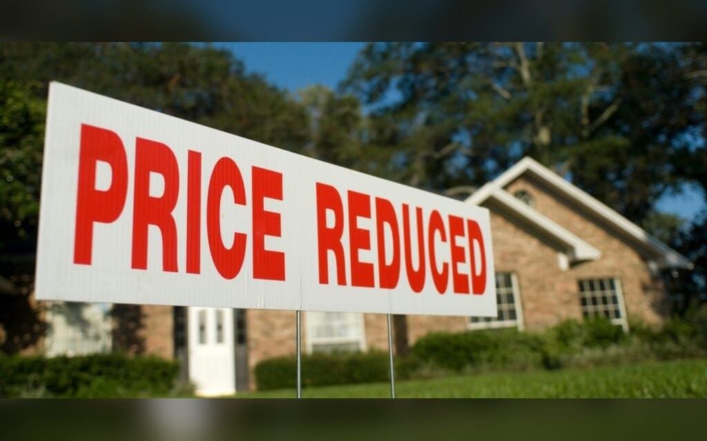Where Sellers Are Cracking: The Housing Markets Giving Buyers More Leverage