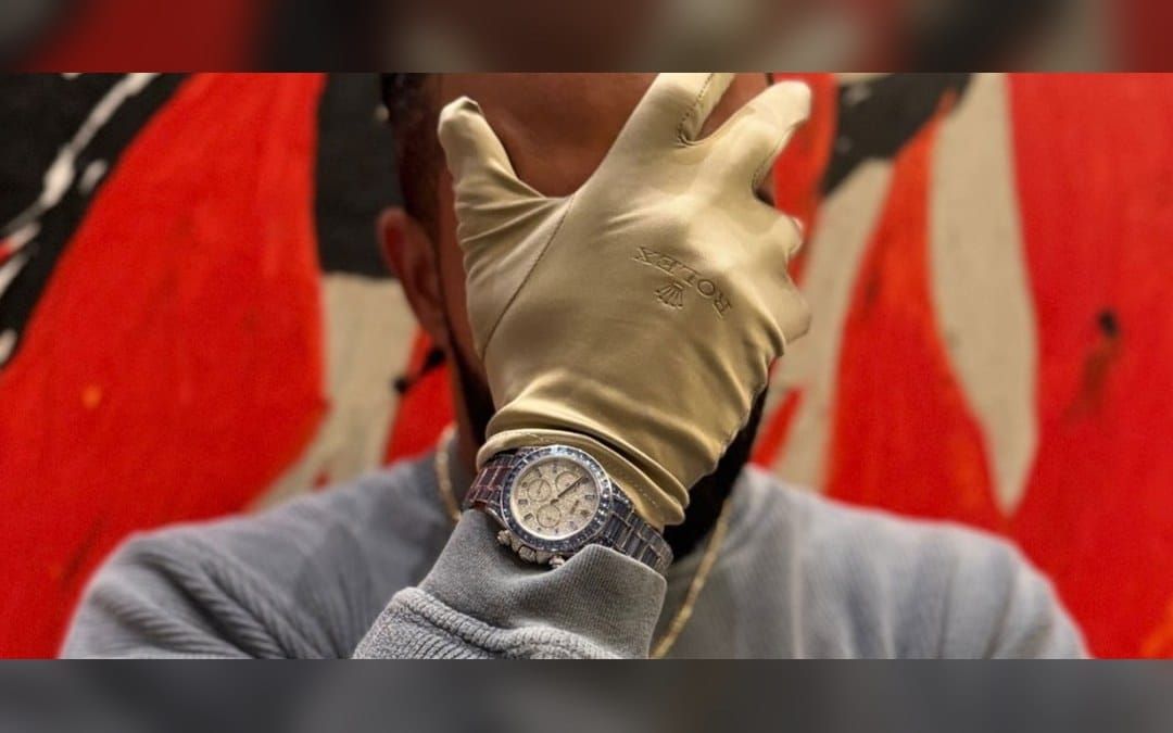Wrist Check: Rolex Gifts Drake a One-of-One Custom “Ice Gradient” Daytona