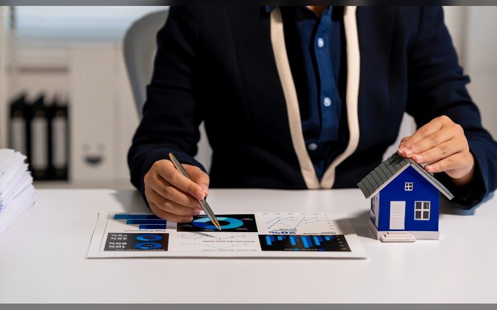 Starting a mortgage company in 2008 taught me not to fear volatility