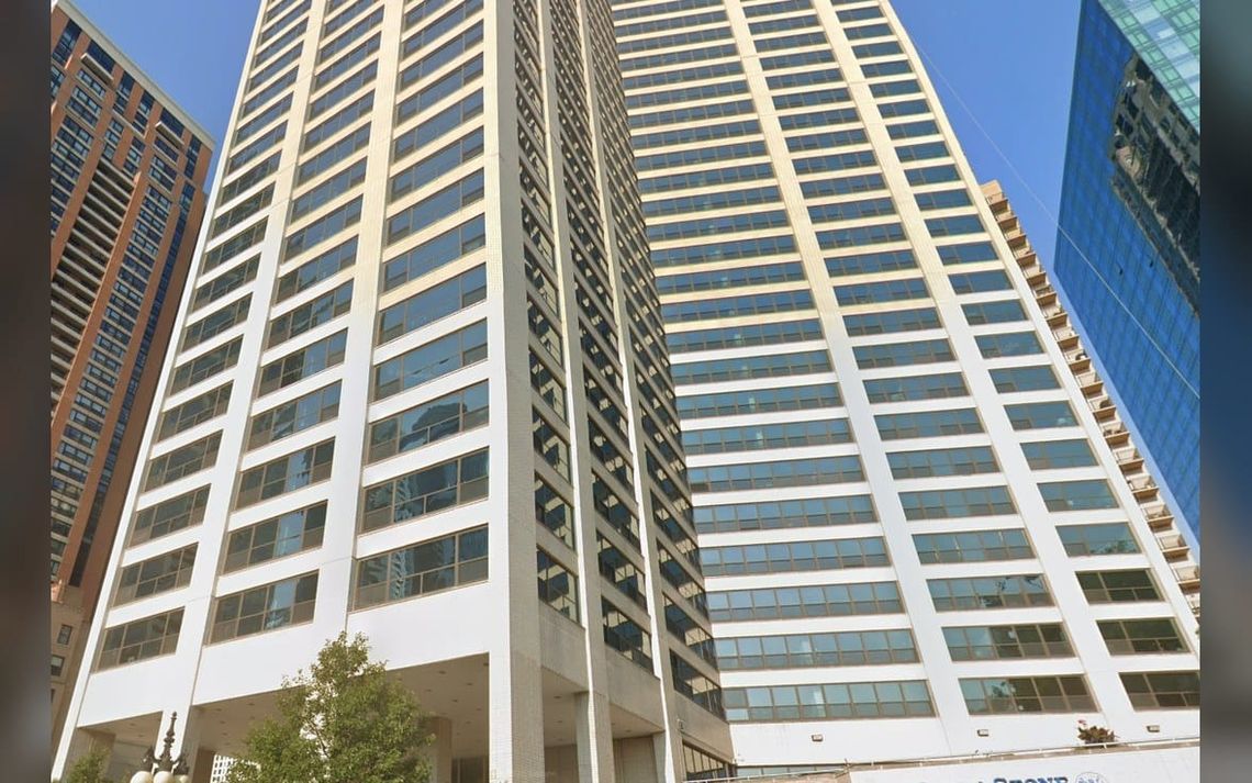 Laramar Group Pays $166M For 43-Story South Loop Apartment Building