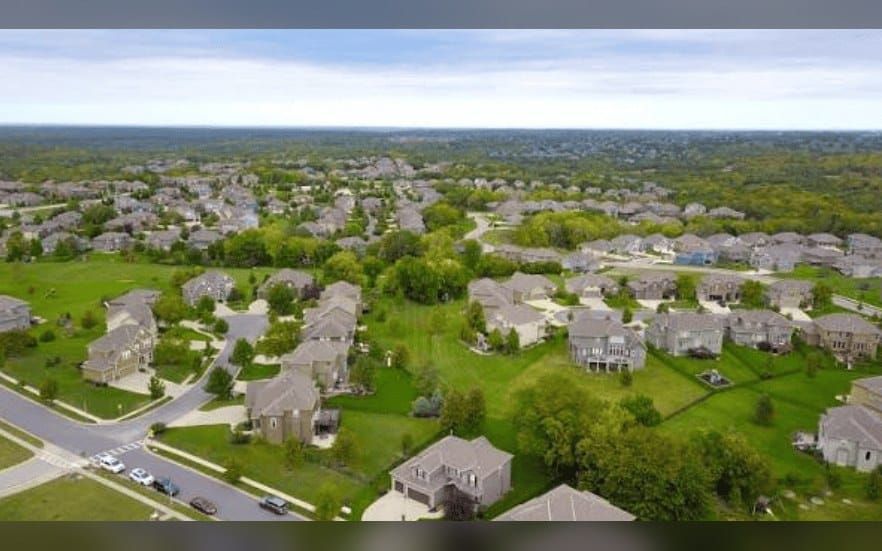 Now’s the Time: Late Summer Is the Best Season For Homebuyers to Score a Deal in These U.S. Metros