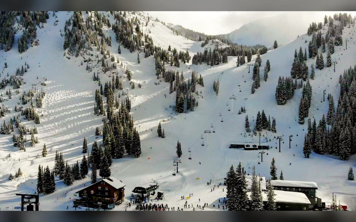 Utah’s Ultraexclusive Mountain Town Where Hard-Core Skiers and Big-Budget Buyers Converge