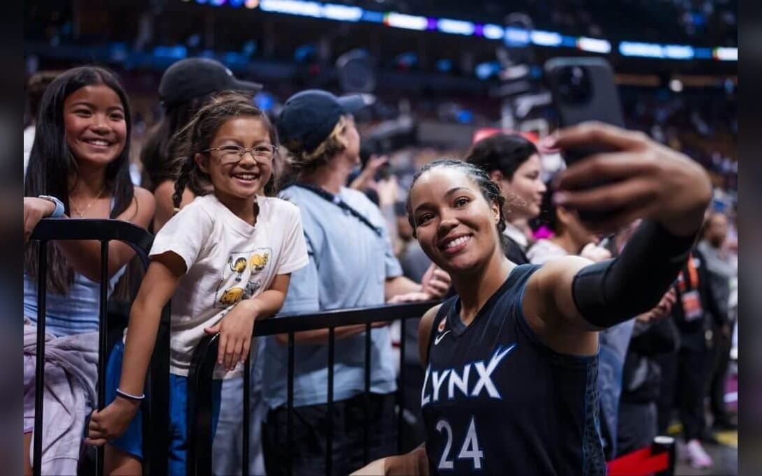 What’s it cost to attend every WNBA playoff arena? Being a fan isn’t so cheap anymore