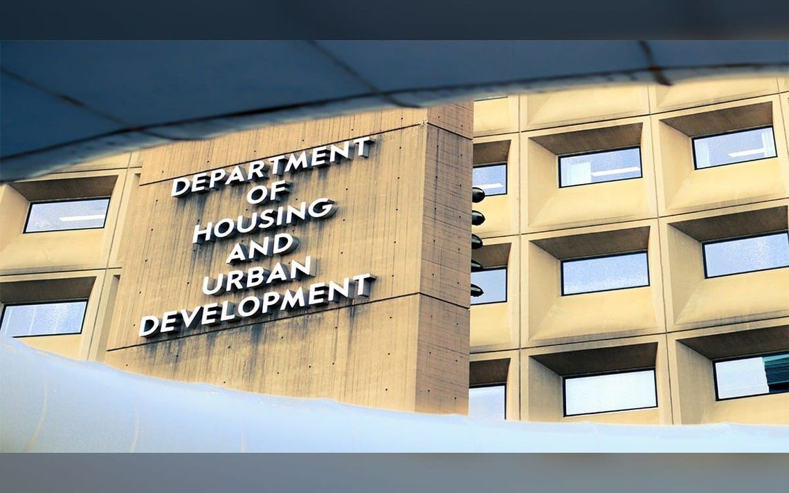 HUD issues — then withdraws — notice of sweeping reorganization