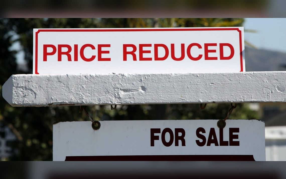 Home prices lost momentum in July as mortgage rates climbed