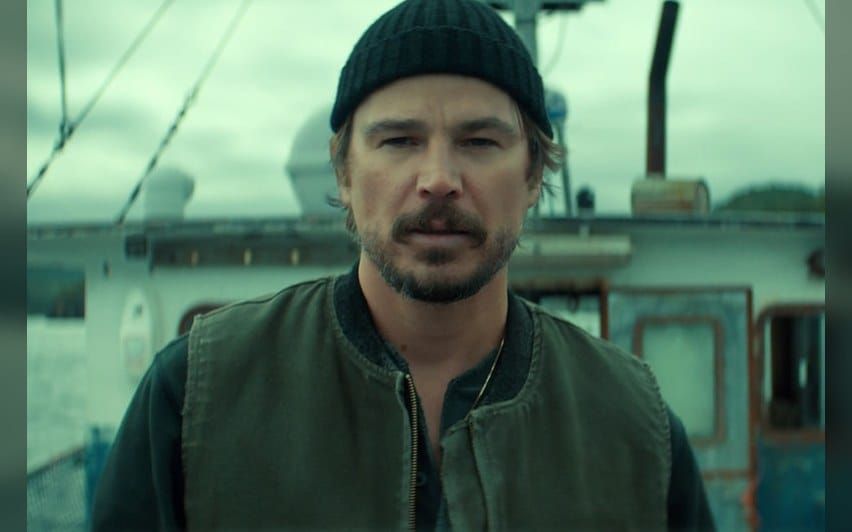 Josh Hartnett Battles a Terrifying Sea Creature in Upcoming Netflix Series 'Below'
