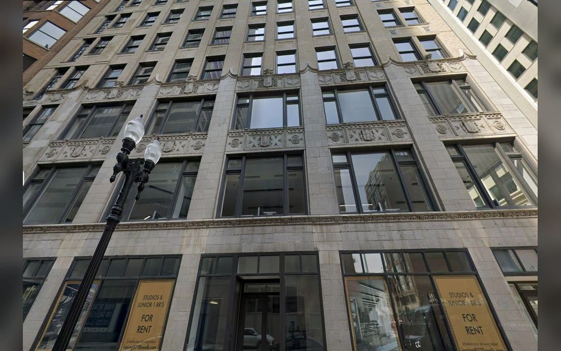 Foreclosure Auction Set For Loop Office-To-Residential Conversion