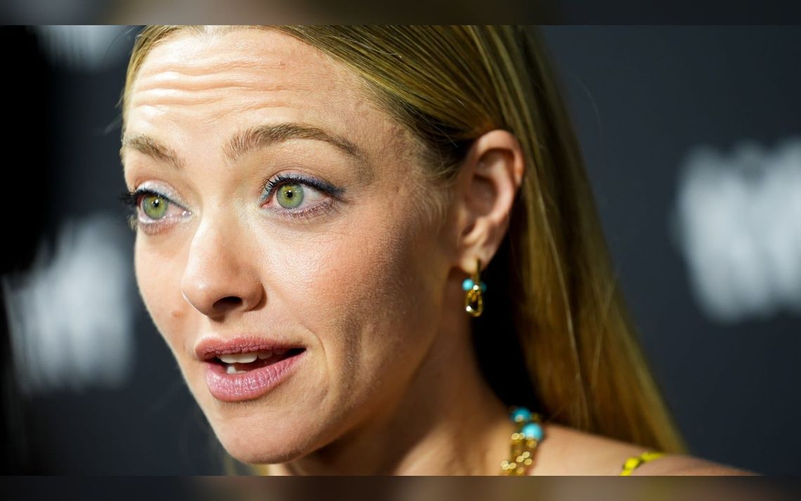Watch Amanda Seyfried’s Sweet Joni Mitchell Cover Get Interrupted by Ghostface