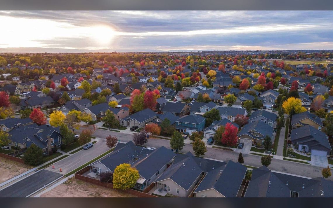U.S. Home-Sale Prices Just Fell for the First Time in 3 Years