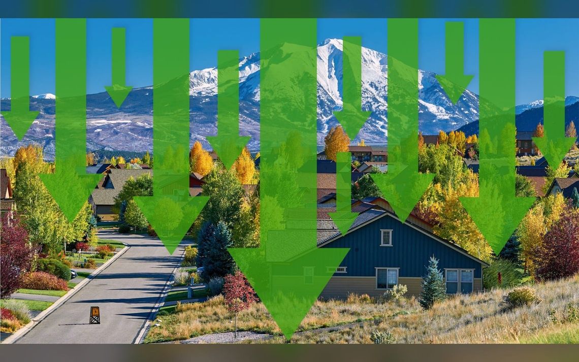 Mortgage Rates Drop for First Time in 2 Months as Stock Market Jitters Drive Investors to Bonds