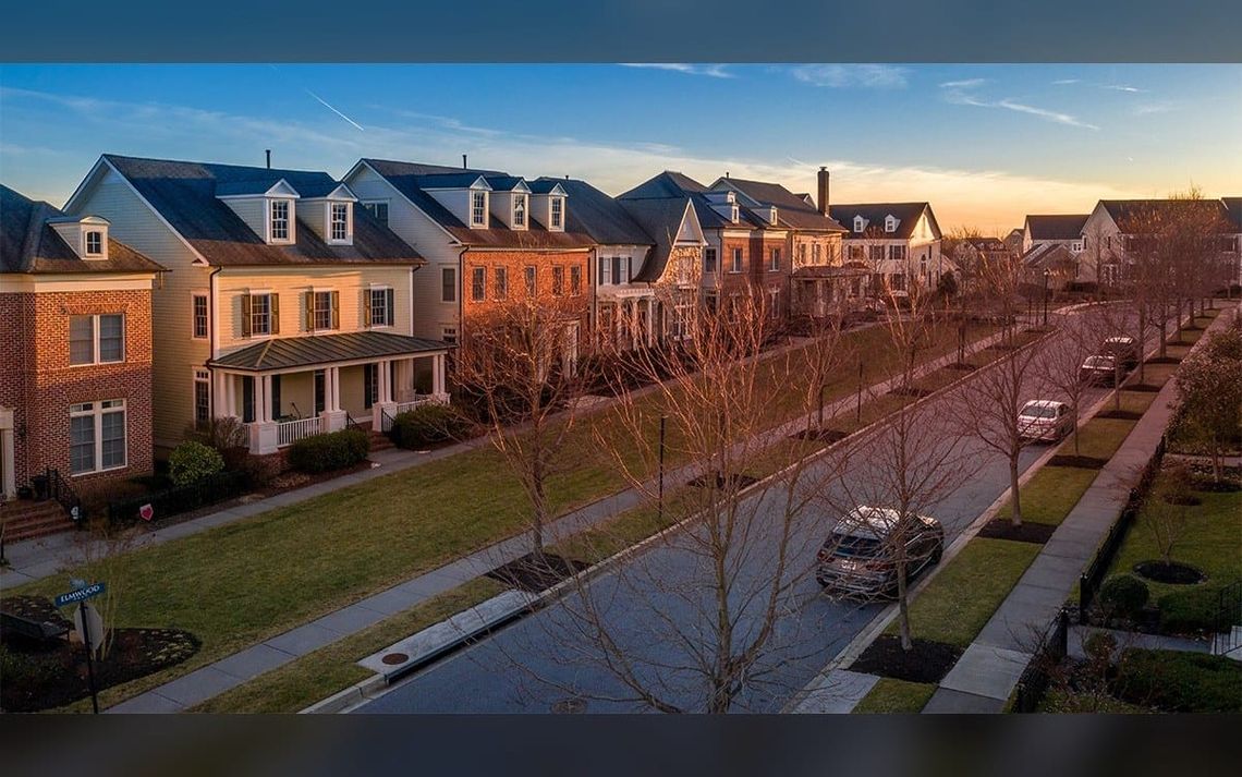 Real estate investors pull back from home purchases in Q2