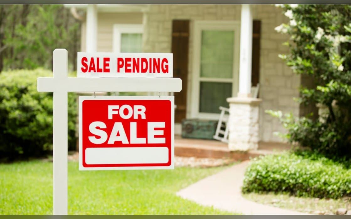 Pending home sales sink to record low
