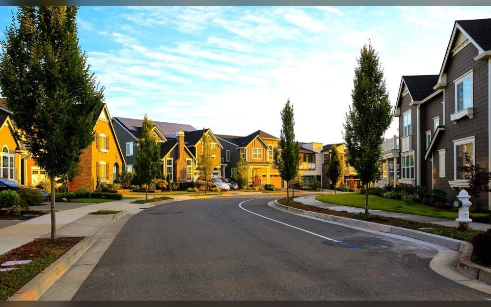 Mortgage rates at 3-year high push pending sales down