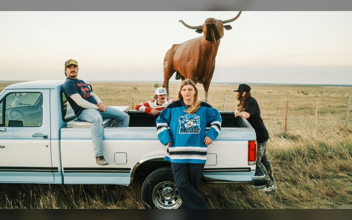 Lunar Landing: Dexter and the Moonrocks Touch Down in Country Music