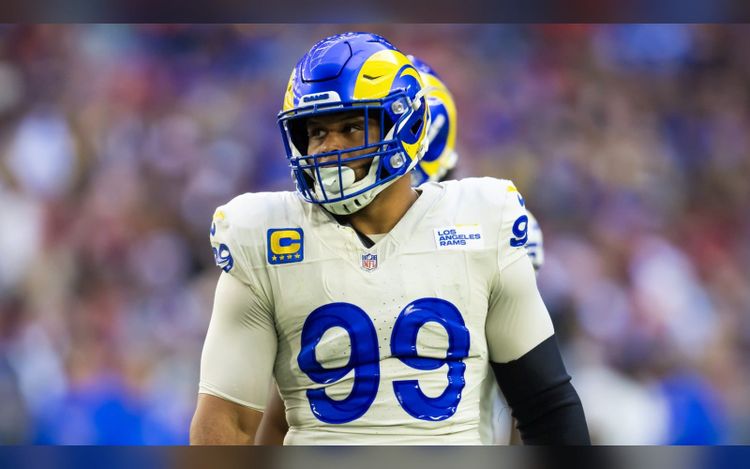 Three reasons the Rams are bigger Super Bowl favorites after Aaron Donald signing