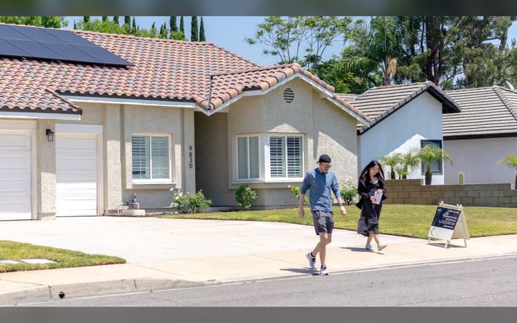 Cash is no longer king in home sales