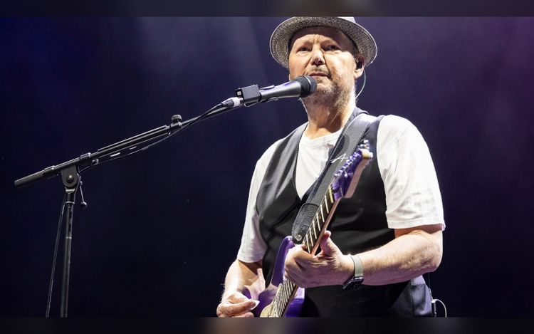 Christopher Cross Uses Canada Stage to Blast Trump, Jokes About Getting ‘Ejected’ From America