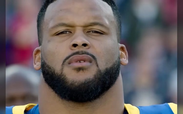 Aaron Donald stuns NFL with comeback to Rams