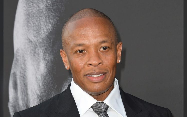 Who is playing Dr. Dre in the Snoop Dogg biopic