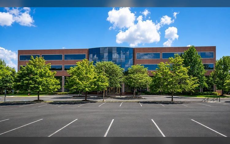 NAI Hanson Tapped to Lease former Barnes & Noble Headquarters