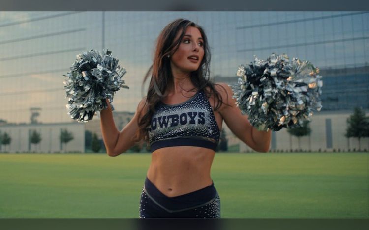 Dallas Cowboys Cheerleaders Alum Reece Weaver Shares a Glimpse Inside Her New York City Apartment as She Makes the Move From Alabama—Just Months After Buying a $750K Home