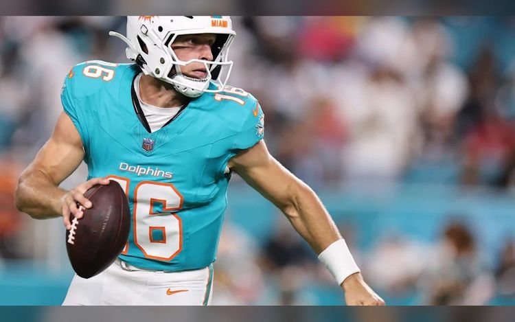 Dolphins will waive Mark Gronowski, add Kyle McCord