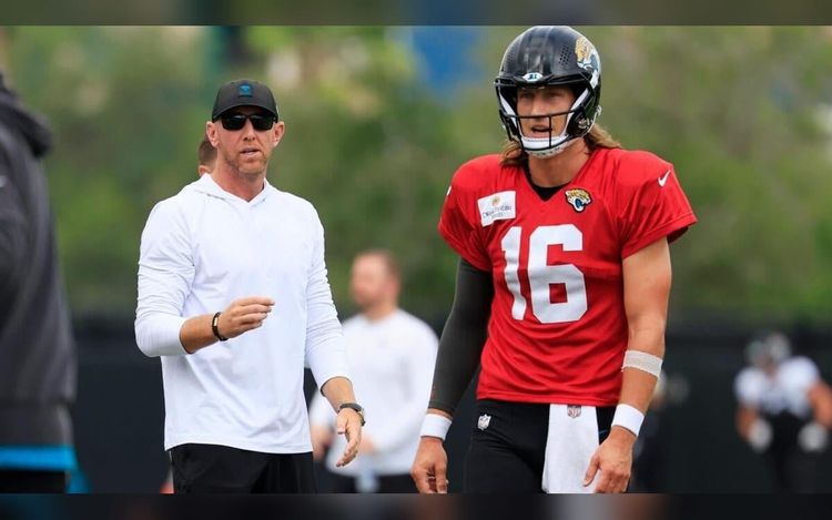 Bettors confident Trevor Lawrence and Jaguars will repeat as AFC South champions on NFL futures odds