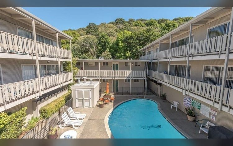 Levin Johnston Team Closes Belmont Apartment Sale