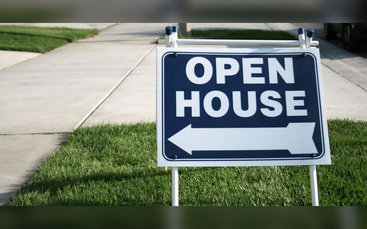 Slow homebuyer demand pushes seller concessions to highest summer level in years