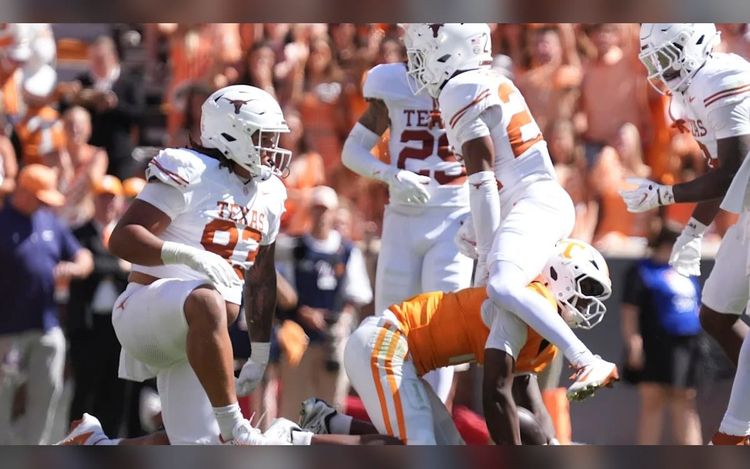 Who’s to blame for 10 Texas sacks of Faizon Brandon in Tennessee football loss?