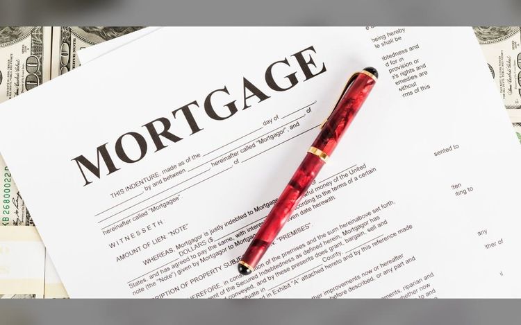 Mortgage credit availability slips after July swell
