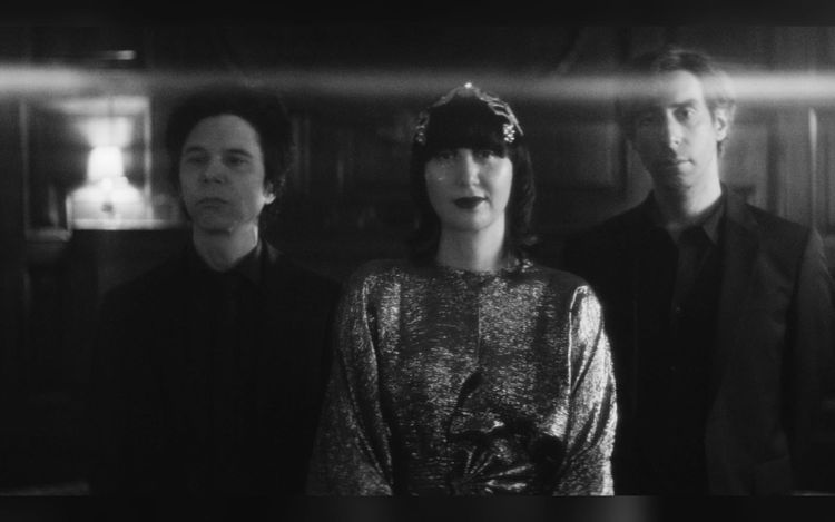 Yeah Yeah Yeahs Unveil Live Album Recorded at London’s Royal Albert Hall