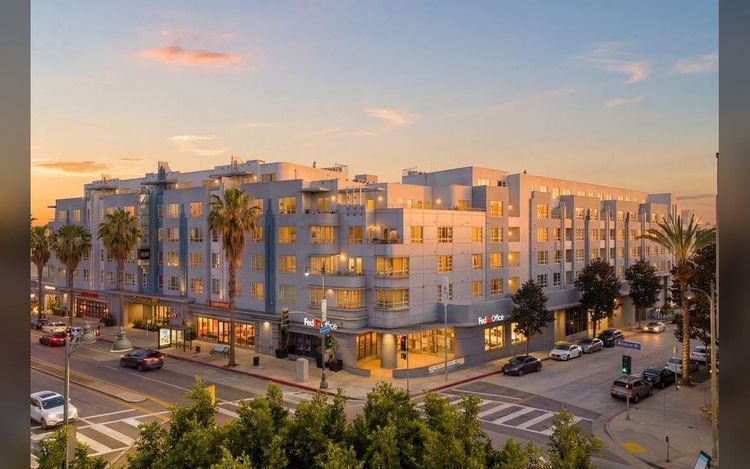 Decron Buys Miracle Mile Apartments For $114M: The Los Angeles Deal Sheet