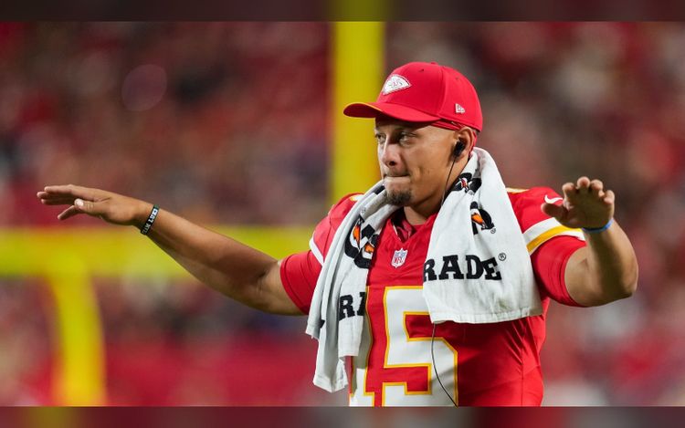 Predicting 10 future 2026 NFL headlines: Quarterback benching, NFL records and Super Bowl LXI champion