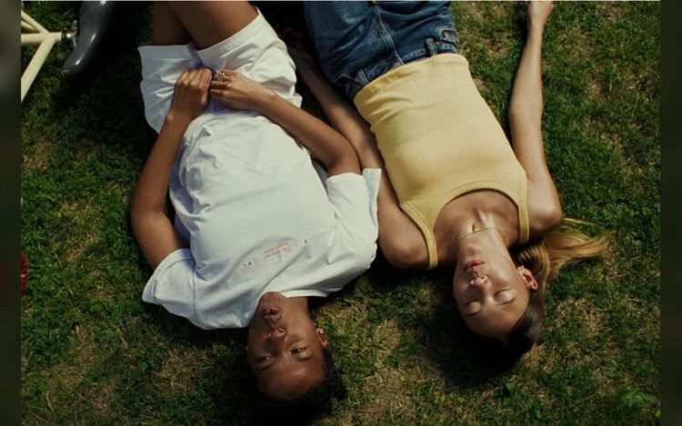 MoreThan Films Acquires Serville Poblete’s Buzzy Toronto Hangout Comedy ‘Sunburn’ (EXCLUSIVE)