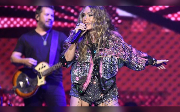 Watch Carrie Underwood Cover Limp Bizkit, Papa Roach, Linkin Park at Velocity Festival