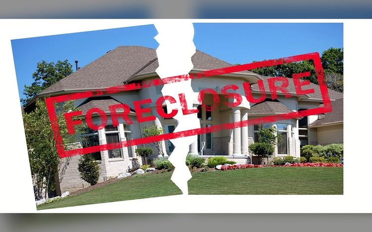 Florida and California have nearly half of the 50 riskiest counties for U.S. homeowners