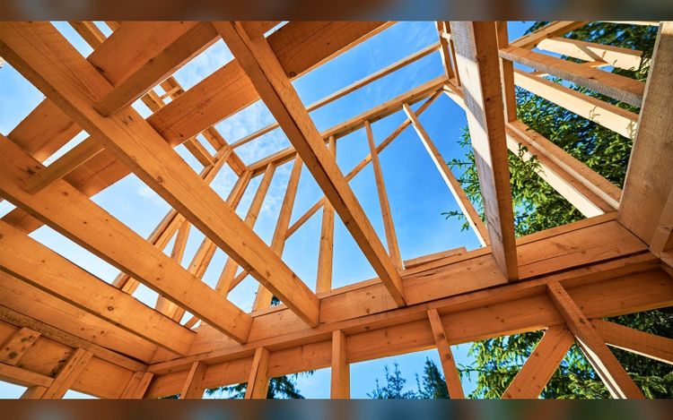 Homebuilder Sentiment Slumps to One-Year Low as Mortgage Rates Surge
